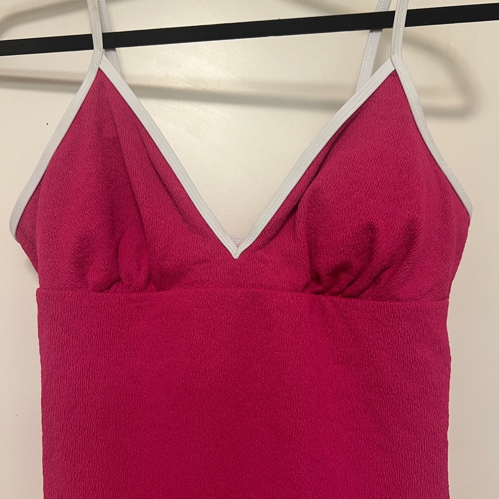 Cupshe Atlantis Magenta V-Neck One-Piece - size L - Picture 5 of 10